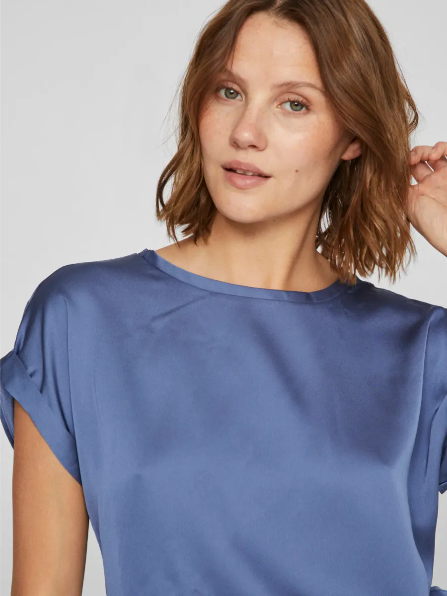 VIELLETTE S/S SATIN TOP BLUE