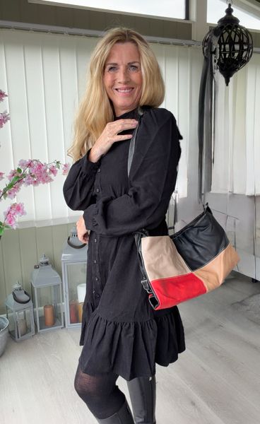 Hovedbilde PATCH HOBO BAG RED/BLACK