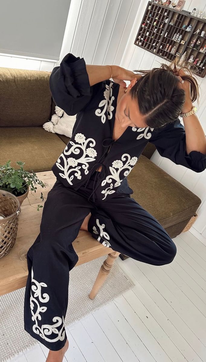 VIPOLENE V-NECK L/S TOP/BFS