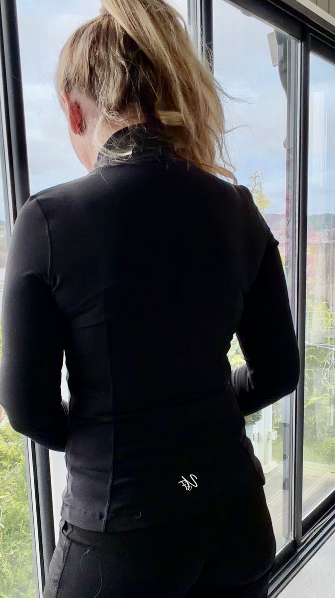 URACTIVE JACKET BLACK 001